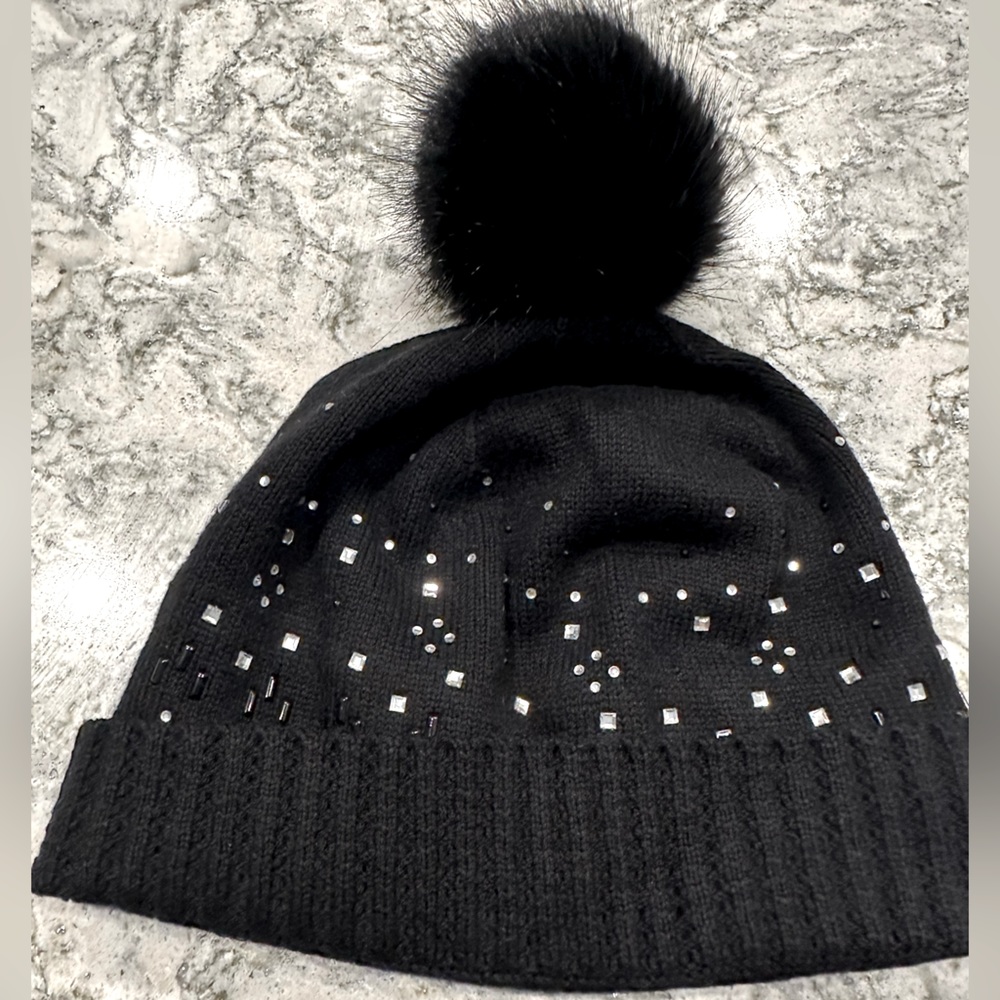 White House Black Market Women’s Beanie Hat Black
